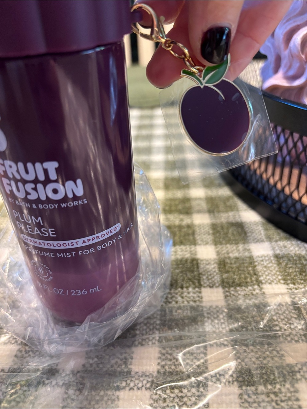 New Fruit Fusion Plum Please OR Tangerine Twirl Body & Hair Mist by Bath & Body - Picture 5 of 8